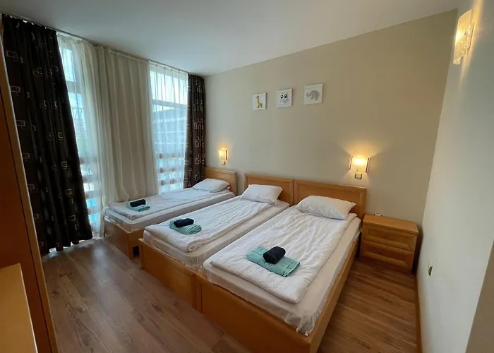 Grenada - By The Апартаменти Сонячний Берег