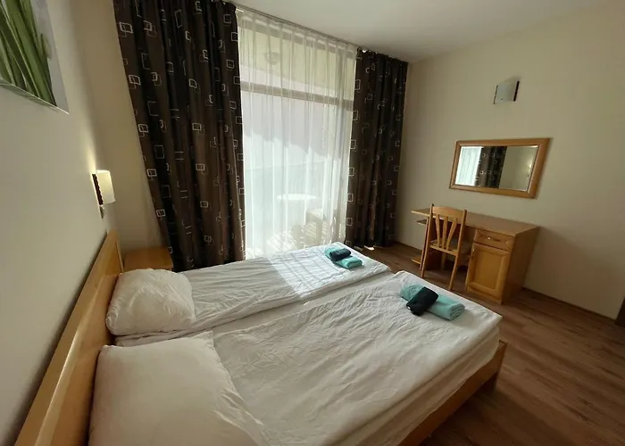 Grenada - By The Апартаменти Сонячний Берег