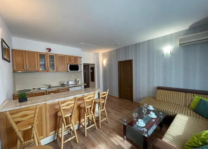 Grenada - By The アパート *