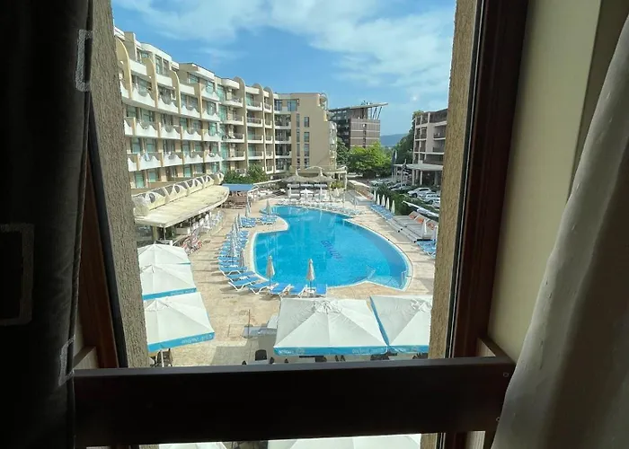 Grenada - By The 公寓