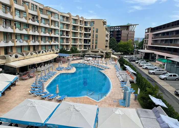 Grenada - By The 公寓